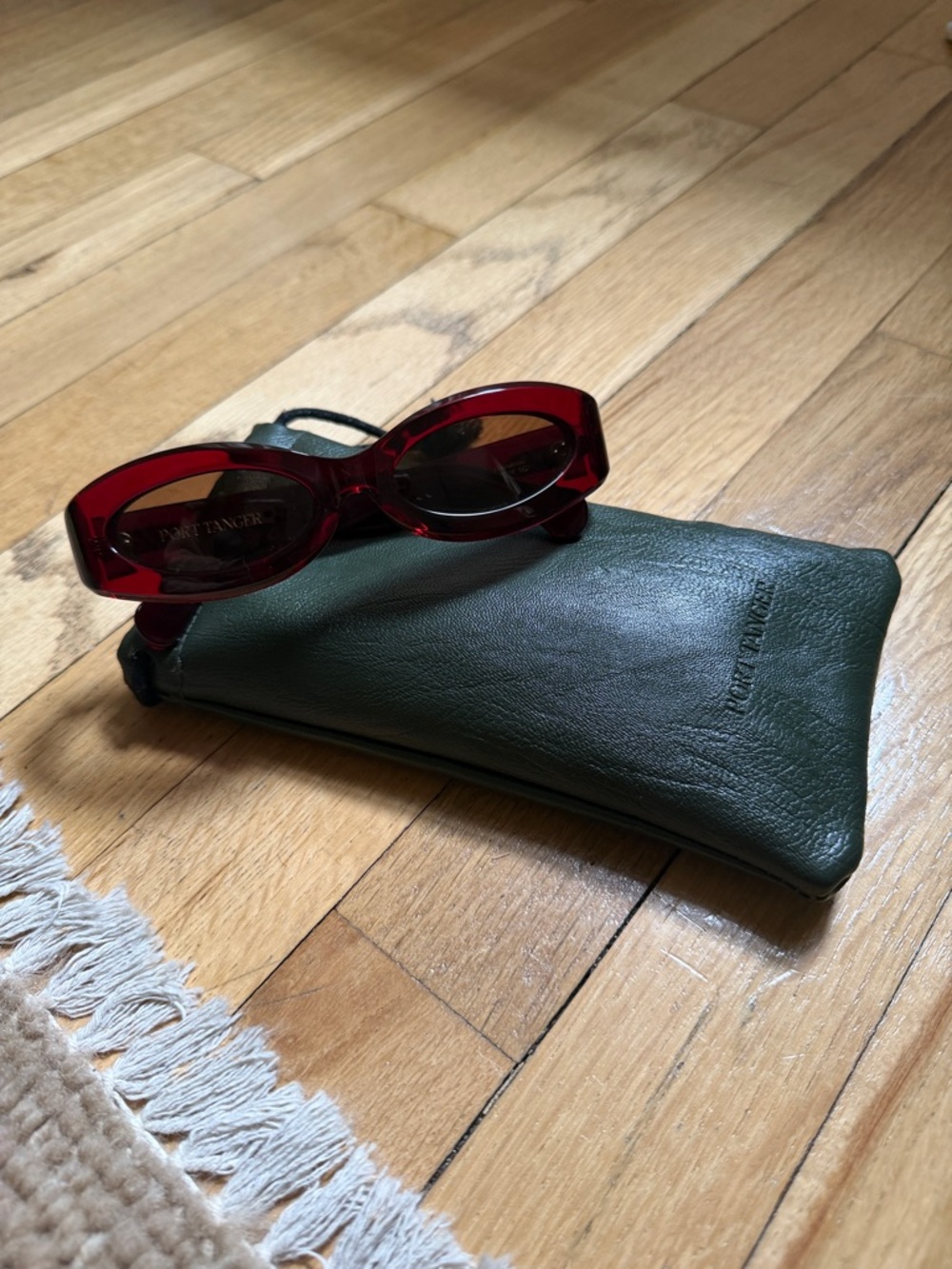 Port Tanger Red Oval Sunglasses